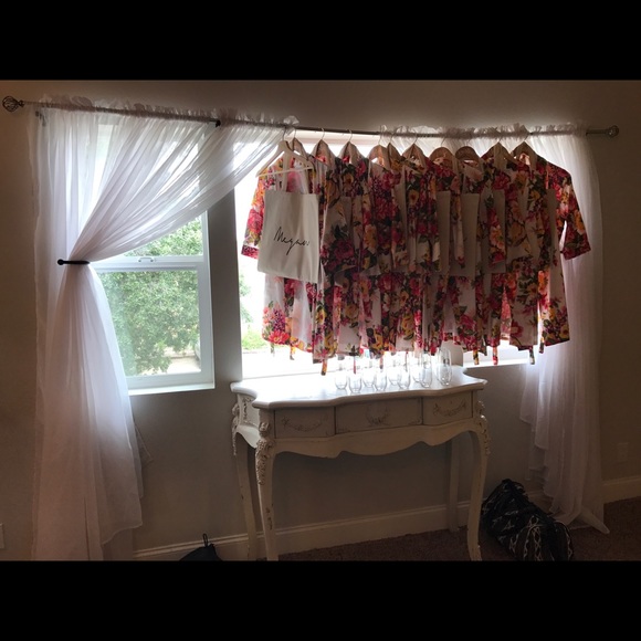 Wedding Bridal Party Floral Robe - Picture 5 of 6